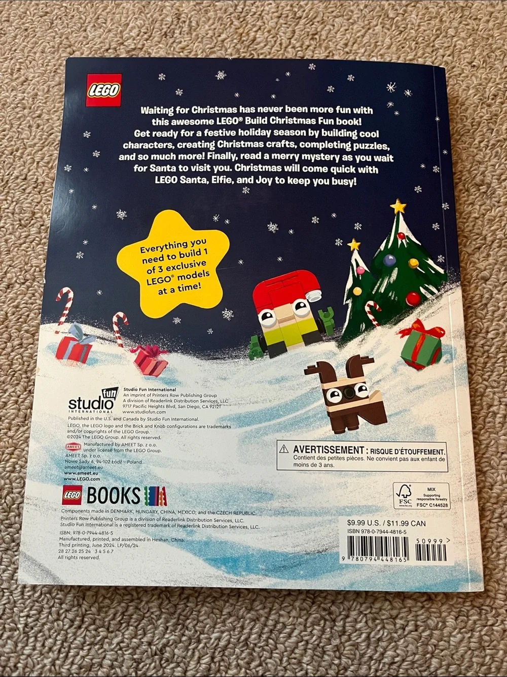 Lego Christmas Build Book with Red, White, Green & Brown Bricks